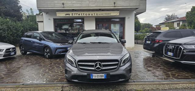 MERCEDES-BENZ GLA 200 CDI Sport