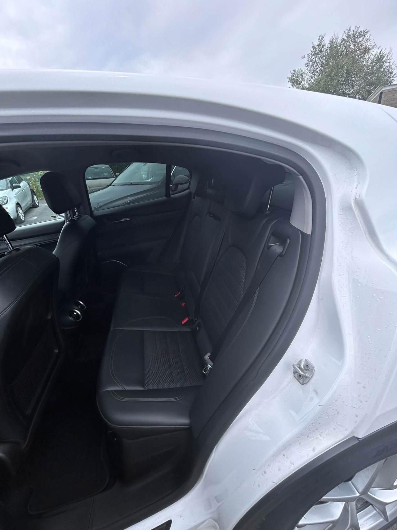 Alfa Romeo Stelvio 2.2 Turbodiesel 210 CV AT8 Q4 Executive