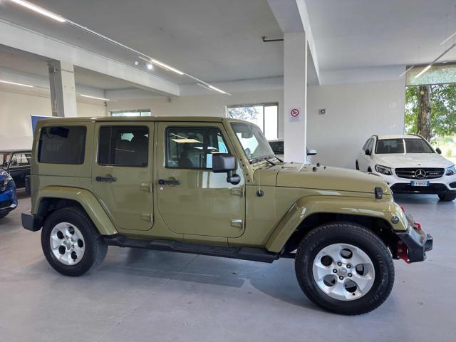 JEEP Wrangler Unlimited 2.8 CRD DPF Sahara