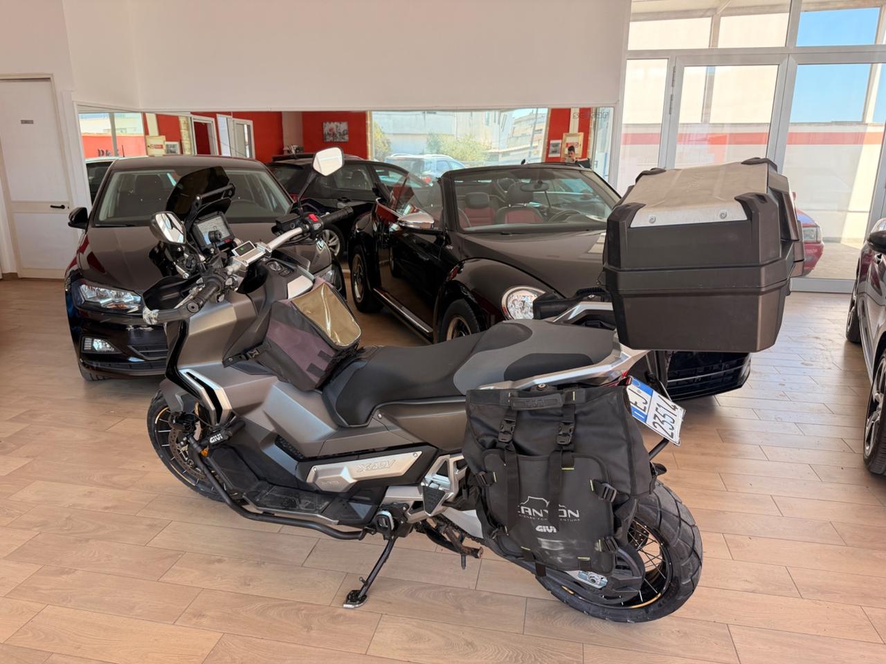 Honda X-ADV 750-2017 KEYLESS/LED/BORSE !LEGGI BENE!