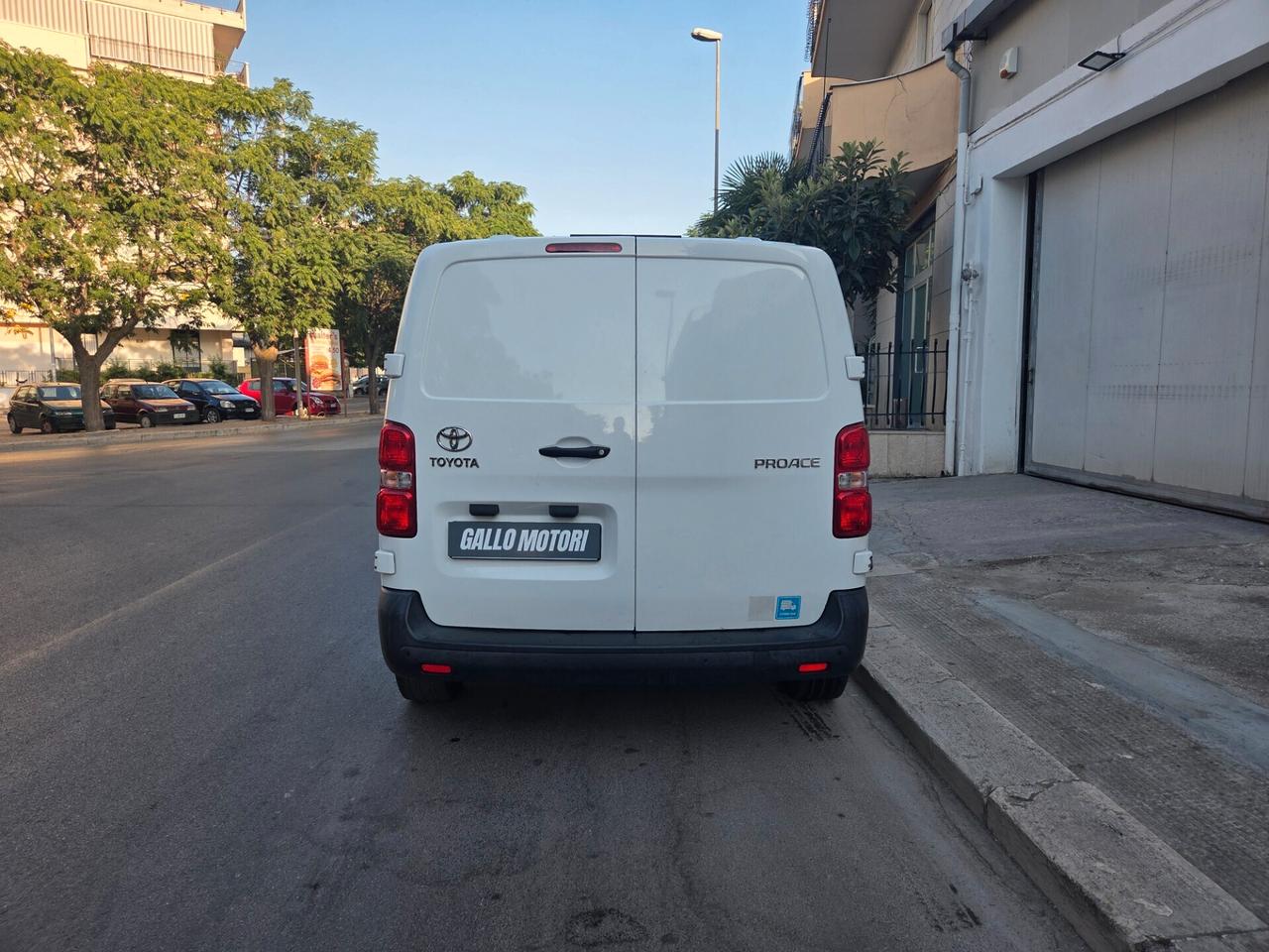 Toyota Proace 1.5D 120CV S&S PC-TN Furgone Compact 4p.10q Active