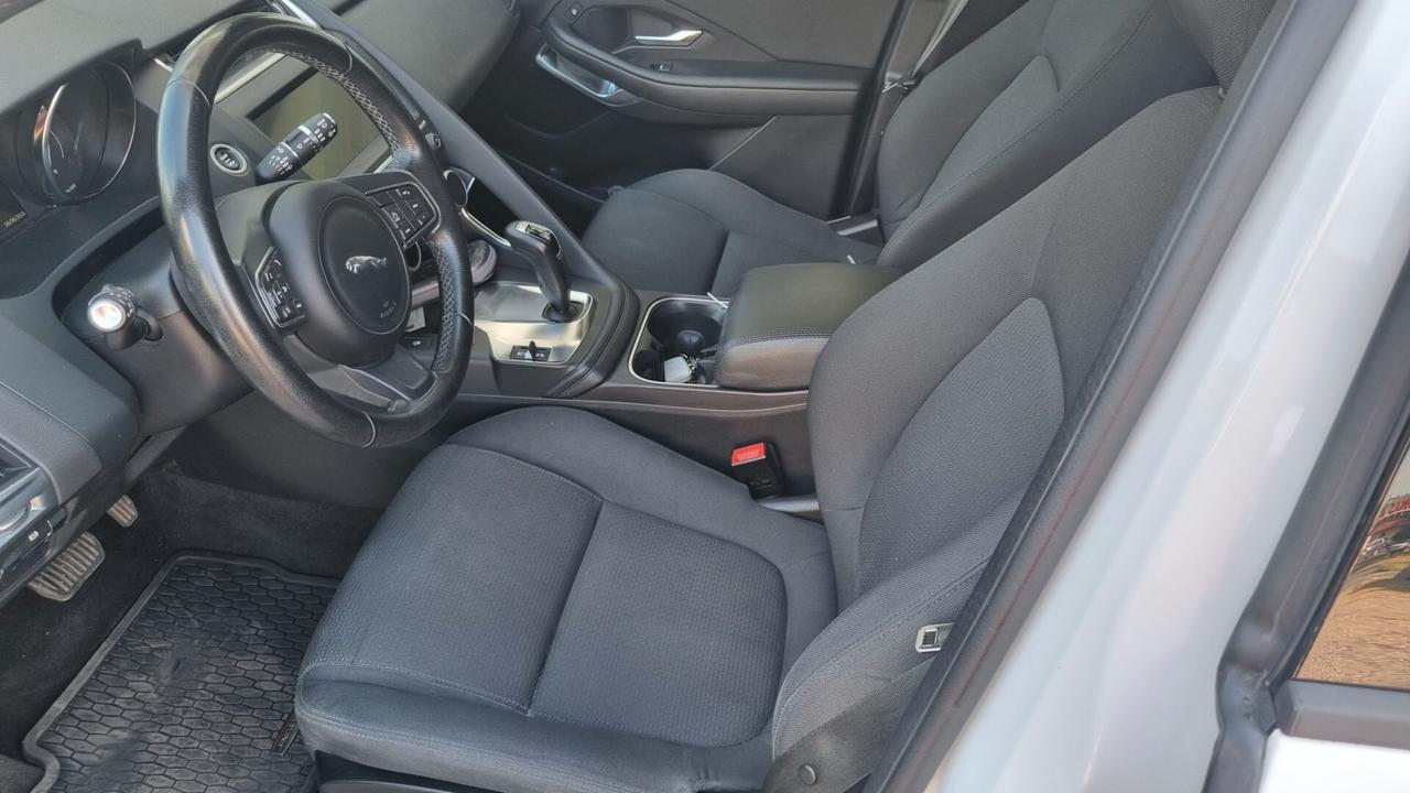 Jaguar E-Pace 2.0D 150 CV