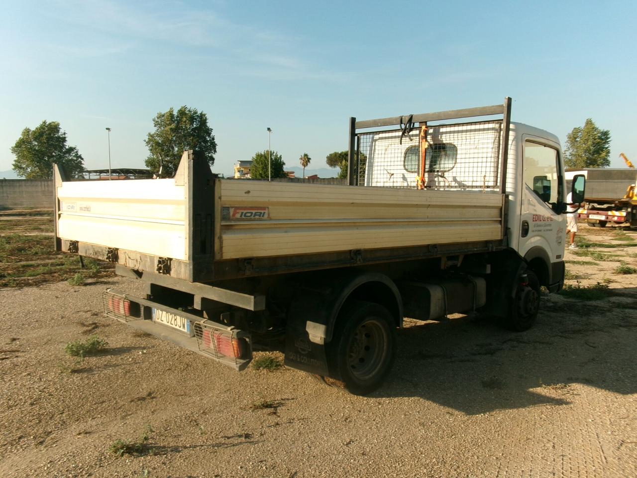 Nissan Cabstar 35-13 2.5 130CV E4 RIBALTABILE TRILAT **MOTORE ROTTO**