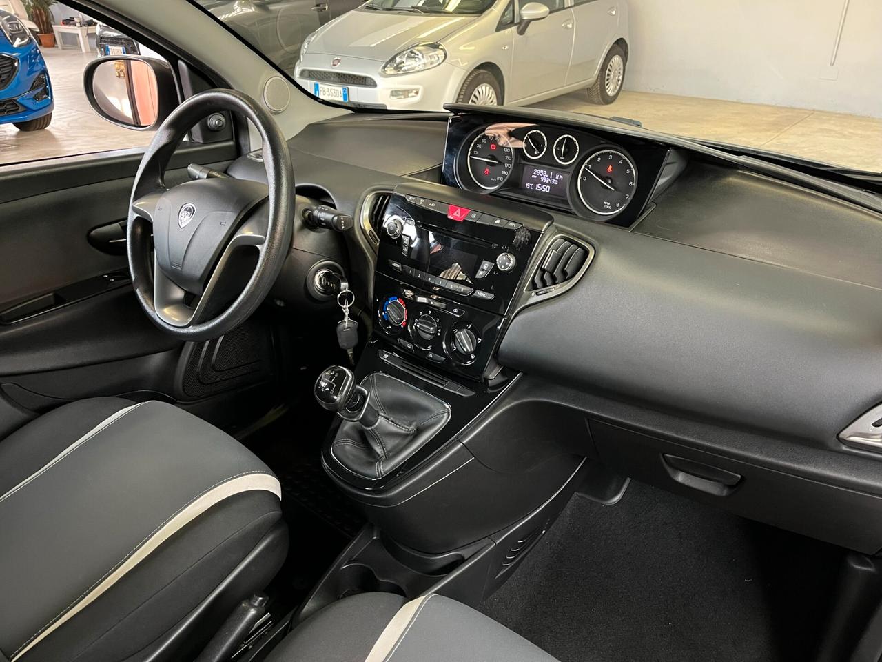 Lancia Ypsilon 1.2cc ELEFANTINO 69cv - UNICA PROPRIETARIA