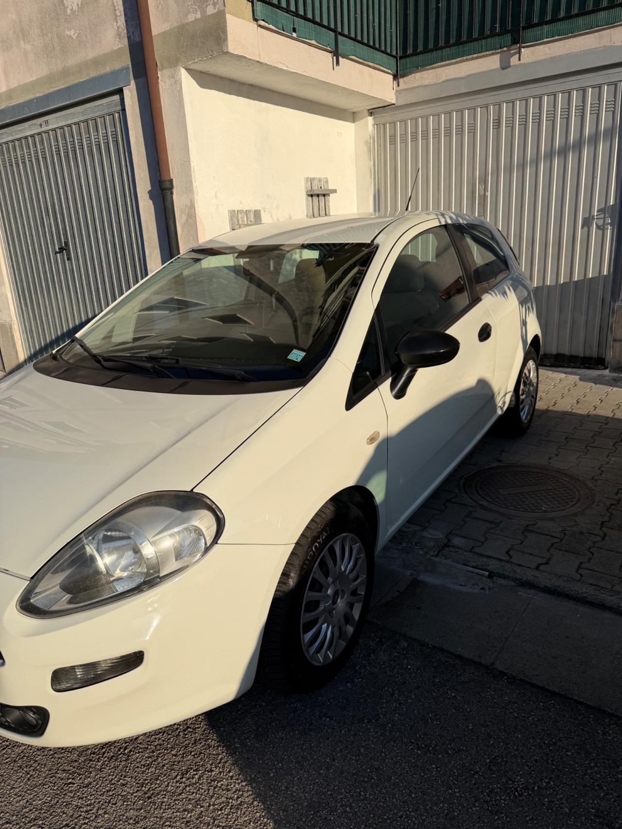 Fiat Punto 1.3 MJT II S&S 85 CV 3 porte ECO Lounge