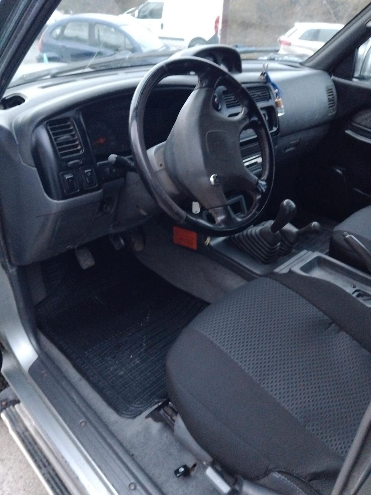 Mitsubishi L200 2.5 TDI 4WD Double Cab Pick-up GL