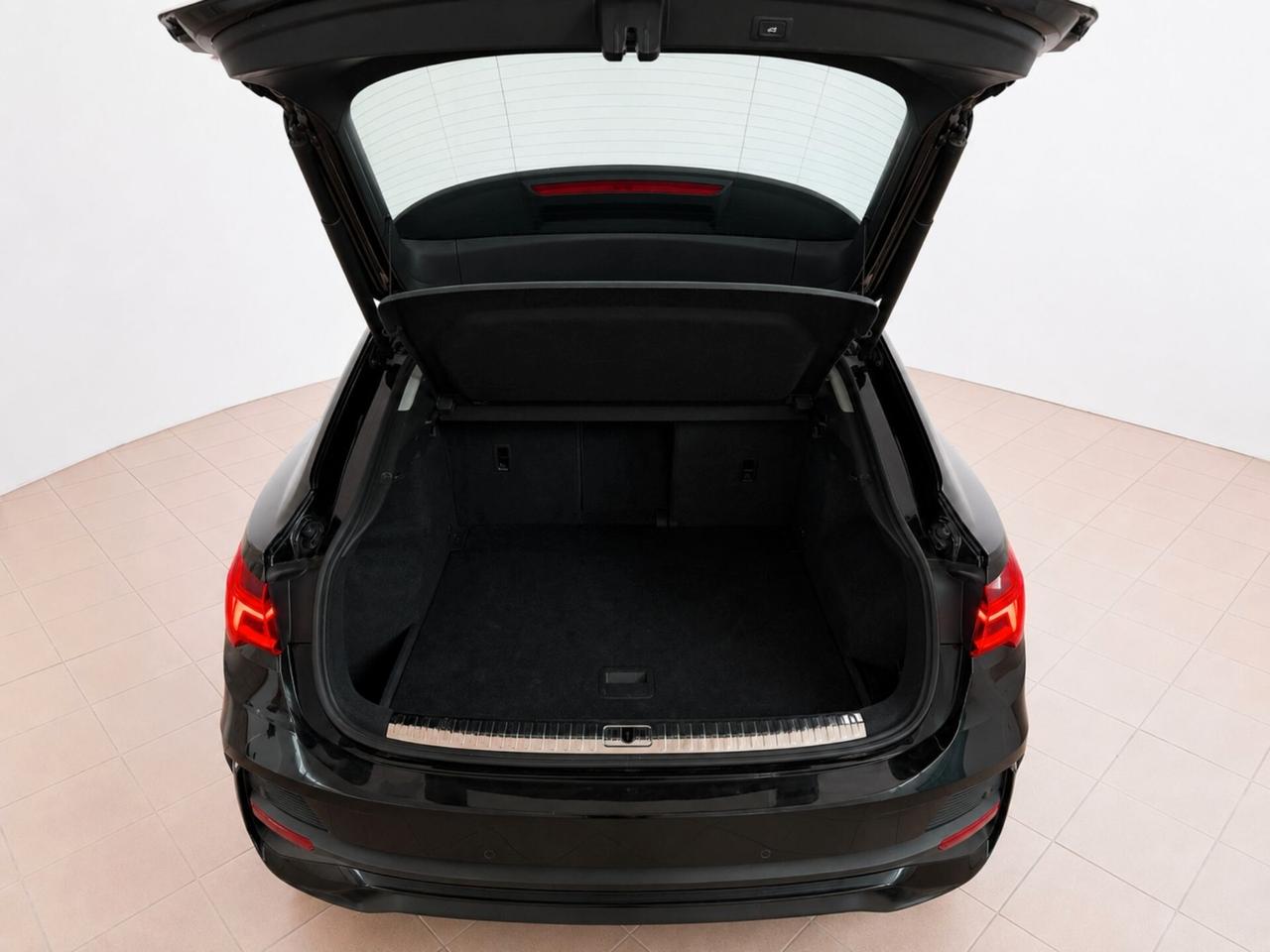 Audi Q3 SPB 35 TDI S line edition