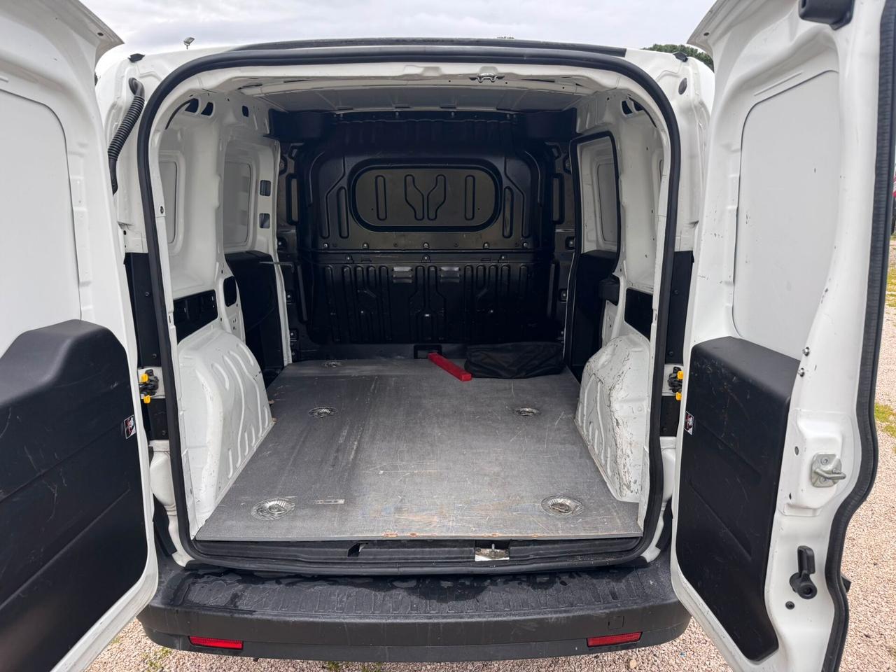 FIAT DOBLO 1.3MJT 95CV E6D-T 2021