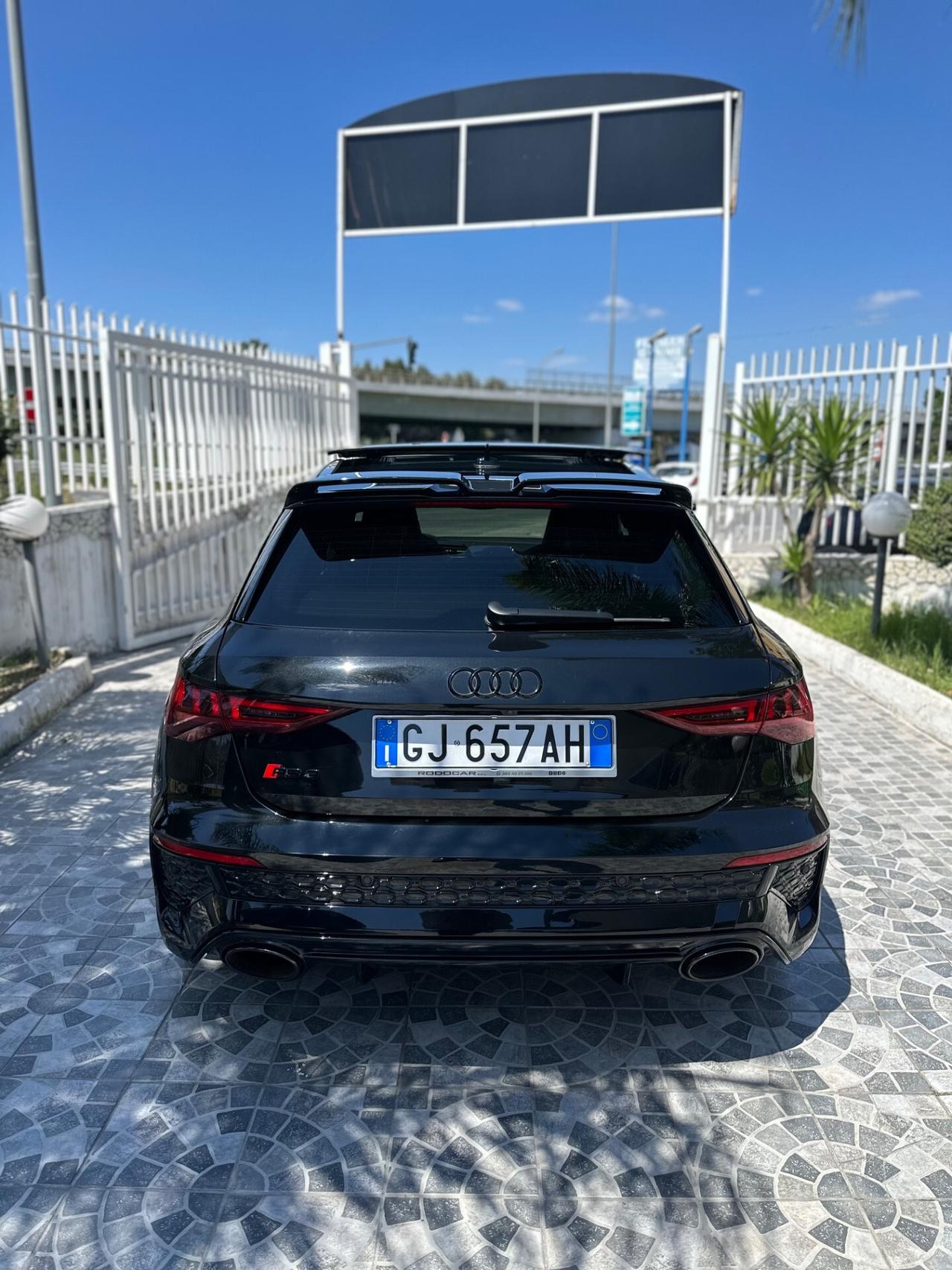 Audi A3 RS 3 SPB TFSI quattro S tronic