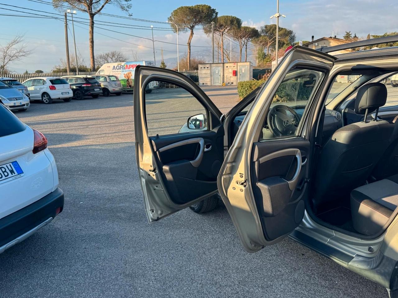 Dacia Duster 1.6 GPL (SCADENZA 2033) 110CV 4X2 LAURETAE 2013