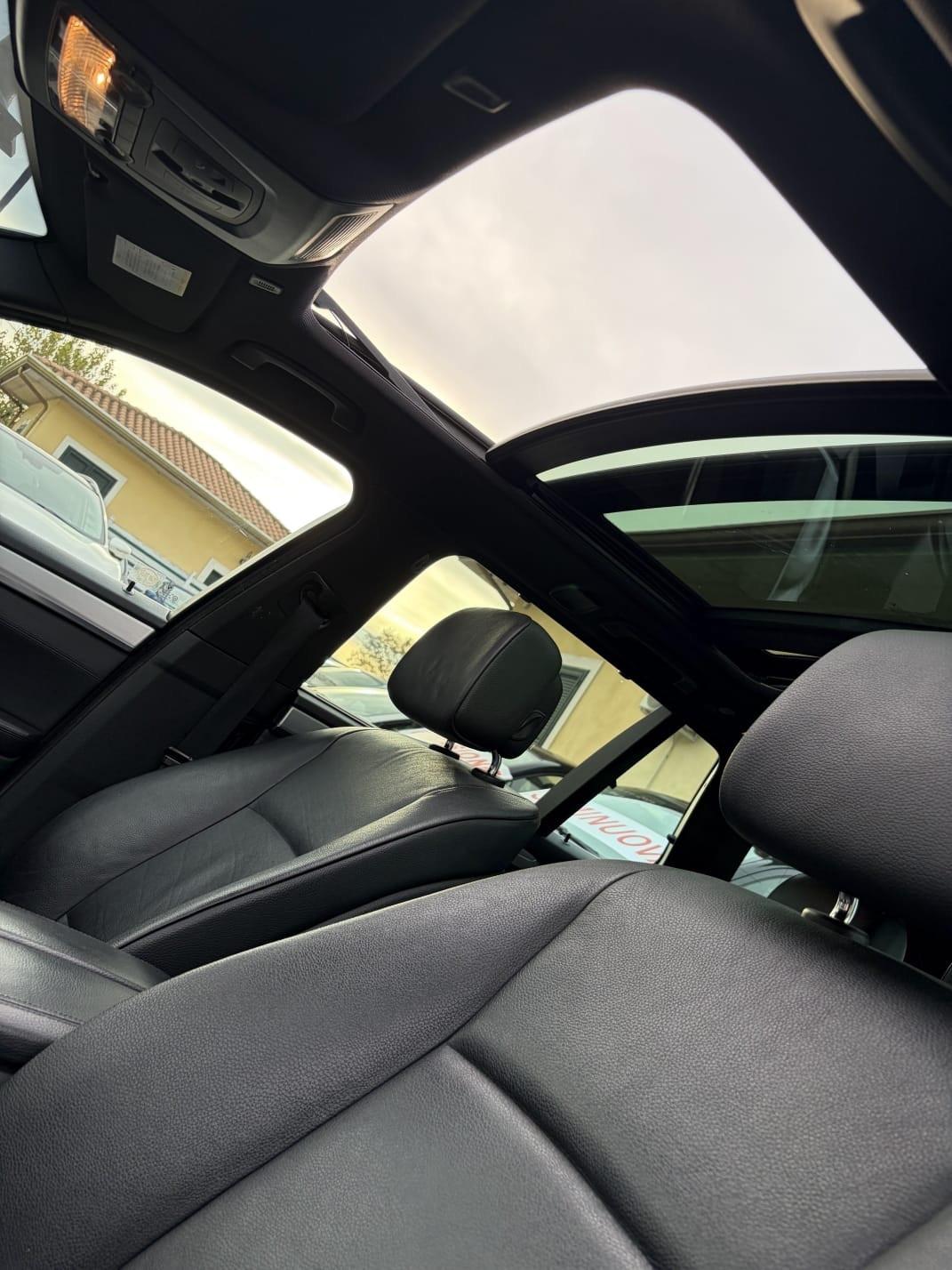 Bmw 525 525d xDrive Touring Msport motore nuovo fatturato