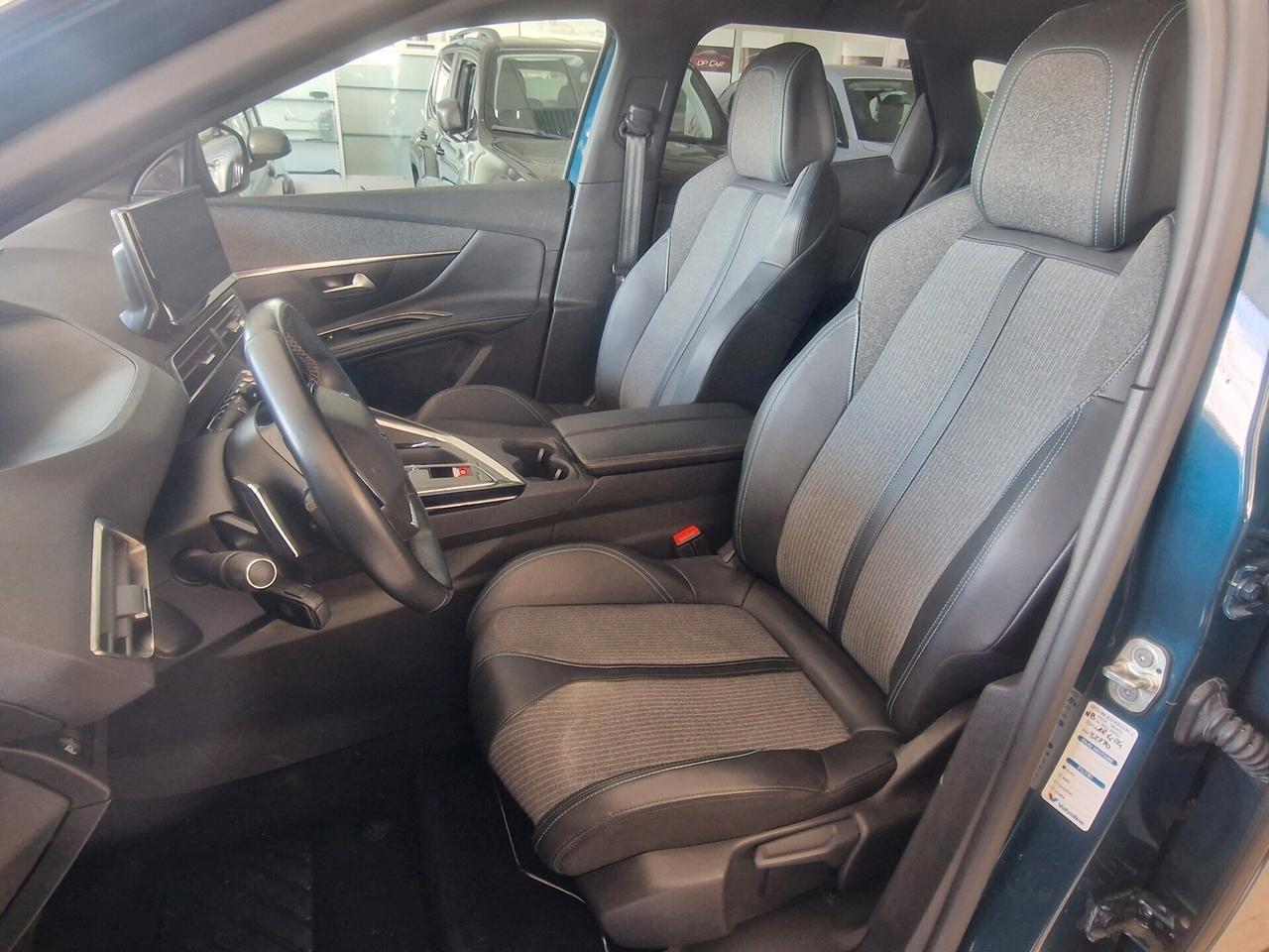 Peugeot 3008 1.5 HDi 130cv Allure 2023