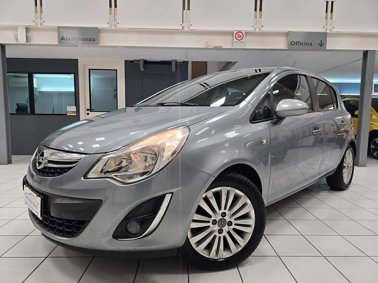 Opel Corsa 1.2 5 p. Elective 85cv 2012 NEOPATENTATI
