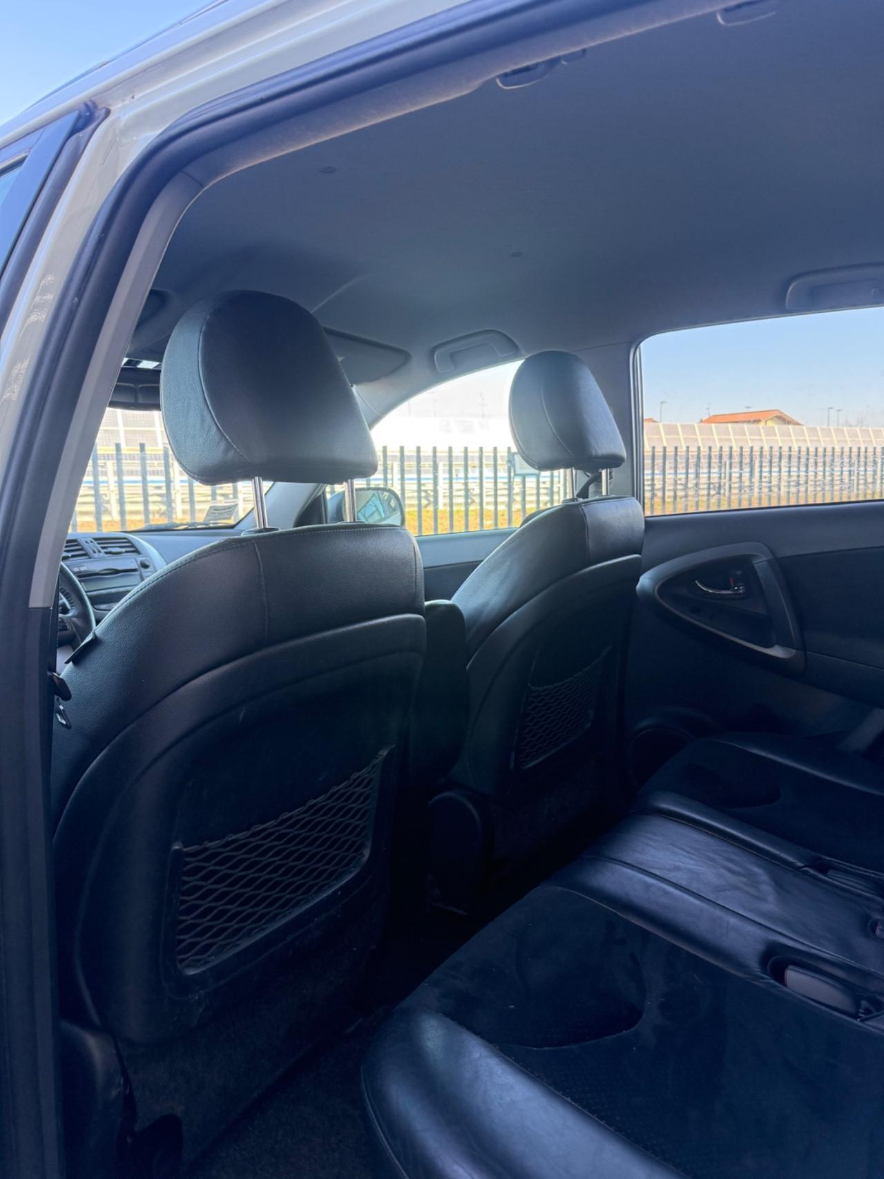 Toyota RAV 4 RAV4 2.2 D-4D 150 CV DPF Exclusive