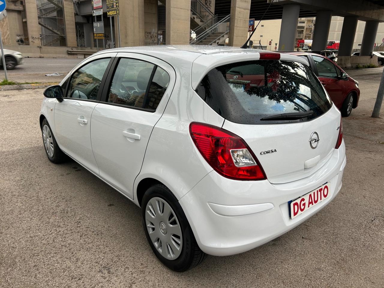 Opel Corsa 1.3 CDTI 75 cv 2012