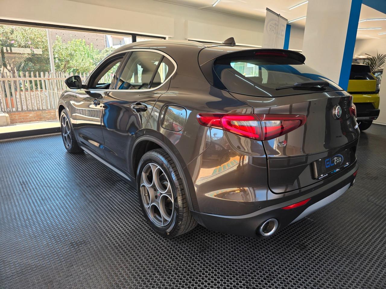 Alfa Romeo Stelvio 2.2 Turbodiesel 150 CV AT8 RWD Super