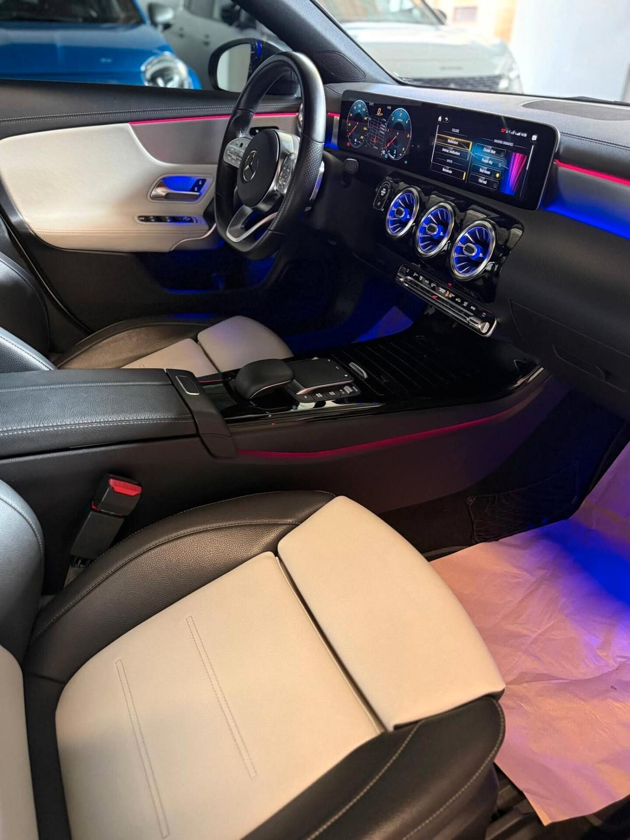 Mercedes-benz CLA 200 d Automatic Premium '''