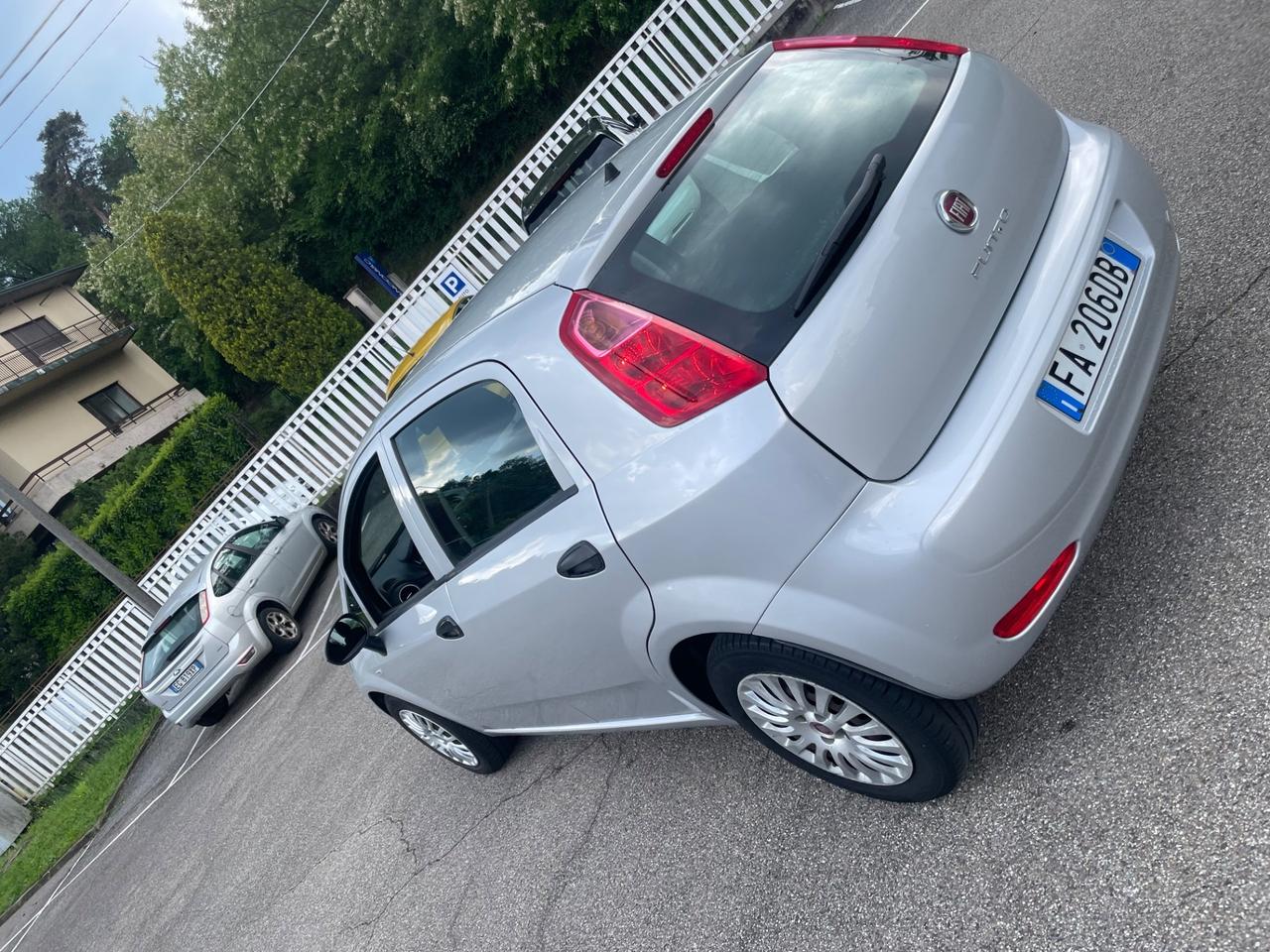 Fiat Punto 1.2 EURO 6b VA BENE PER NEOPT.