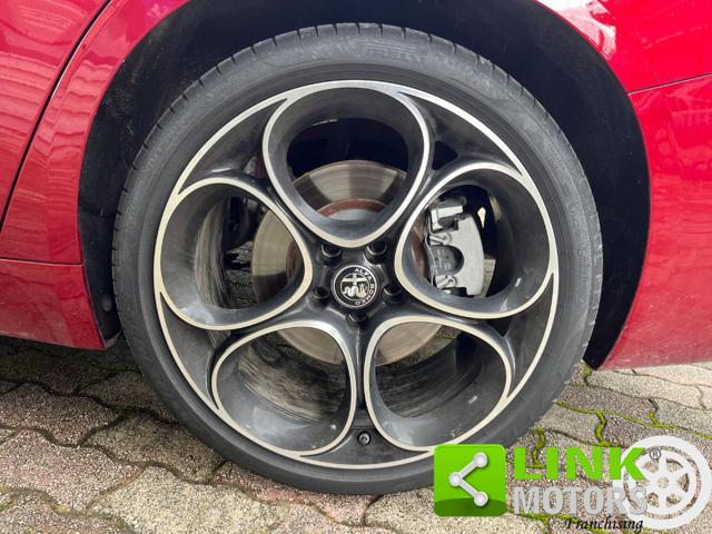 ALFA ROMEO Giulia 2.2 Turbodiesel 210 CV AT8 AWD Q4 Veloce