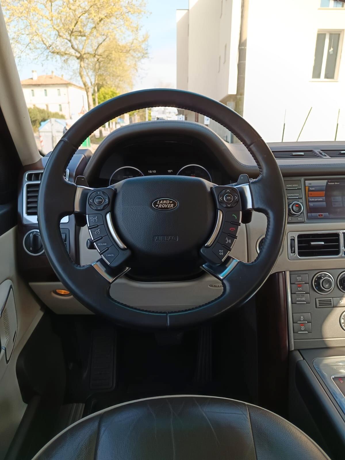 Land Rover Range Rover 4.4 TDV8 Vogue