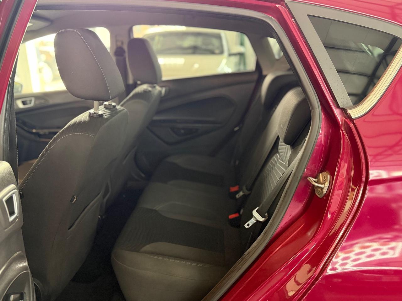 Ford Fiesta 1.5 TDCi 75CV 5 porte Titanium
