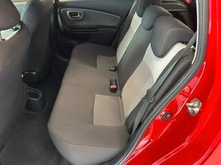Toyota Yaris 1.5 5 porte Lounge