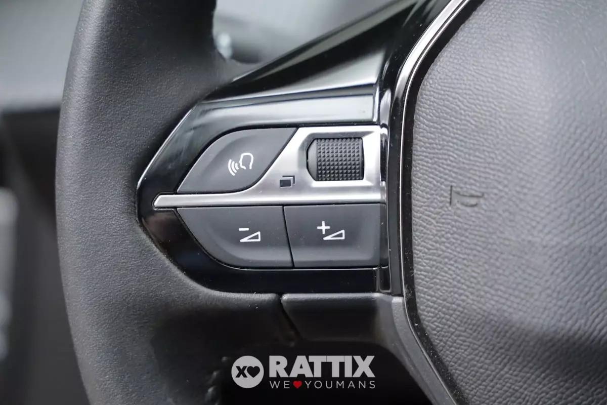Peugeot 2008 1.2 Puretech 100CV Allure