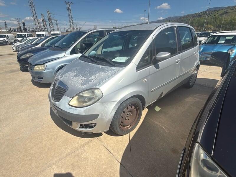 Lancia Musa I 2004 1.9 mjt Oro