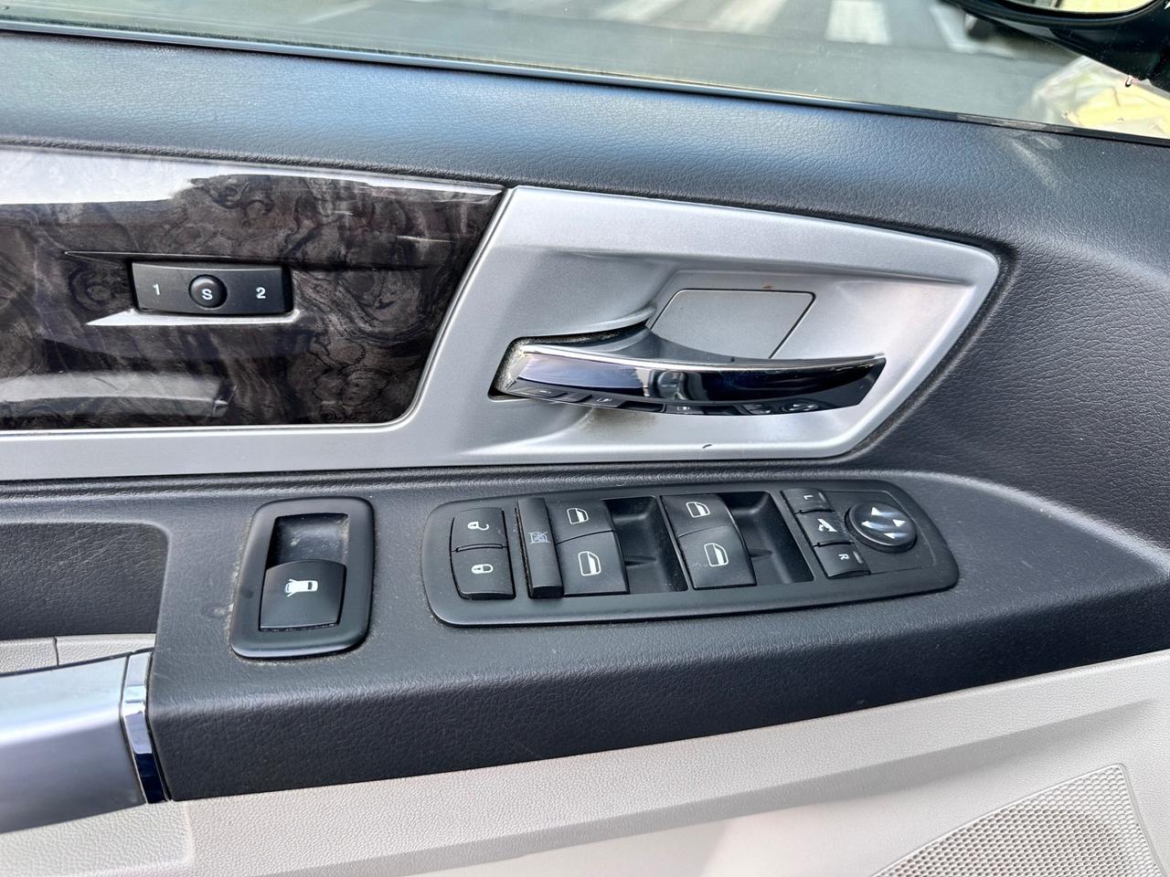Chrysler Grand Voyager gran 2.8 crdi 7 posti euro 5 super full