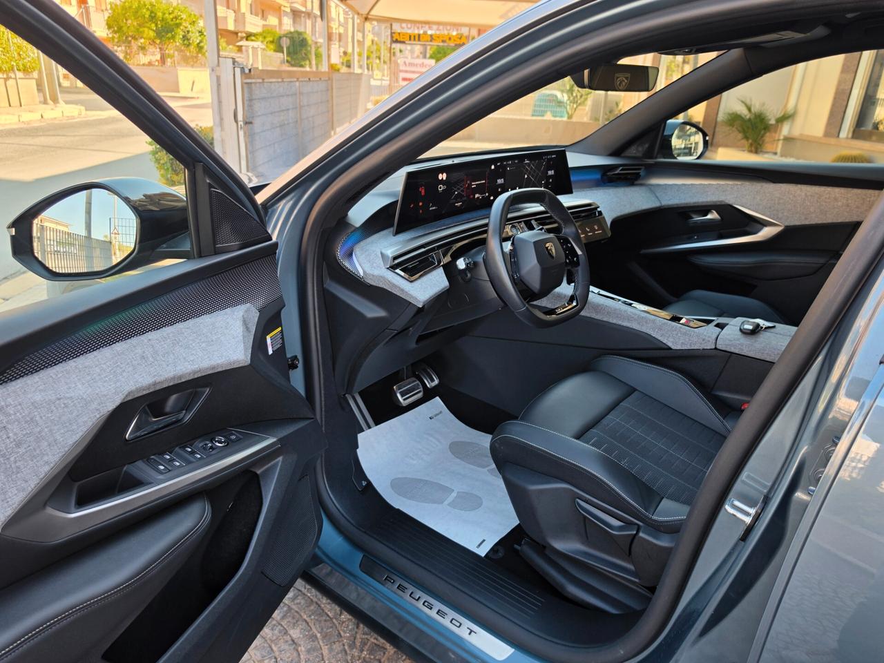 Peugeot 3008 Hybrid 145 e-DCS6 GT