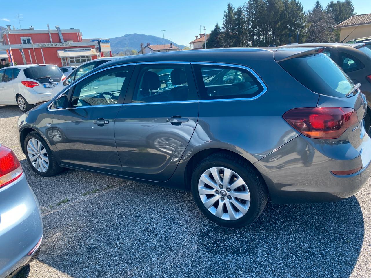 Opel Astra 1.7 CDTI 110CV Sports Tourer Cosmo