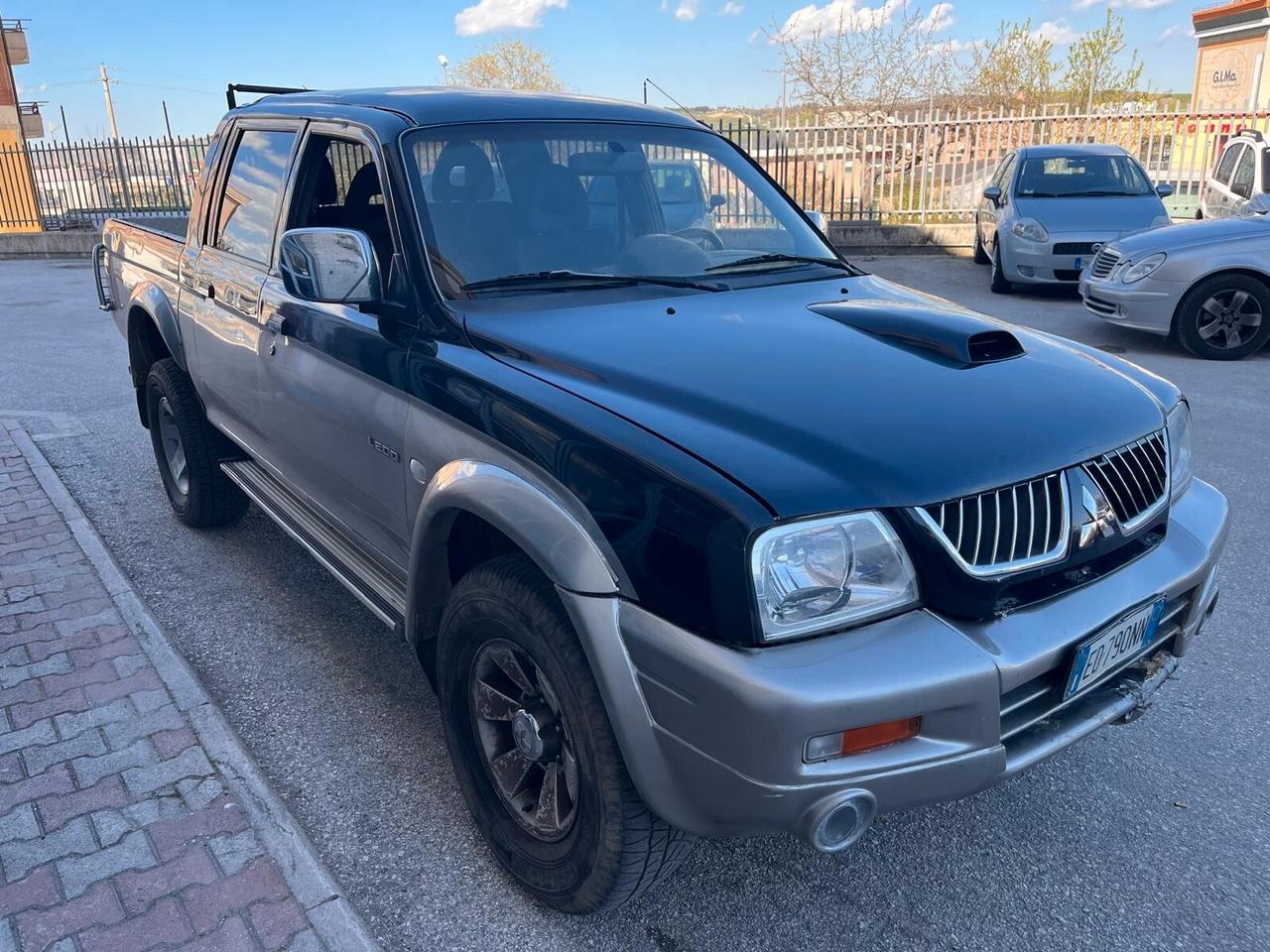 Mitsubishi L200 2.5 TDI 4WD Double Cab Pick-up GLS