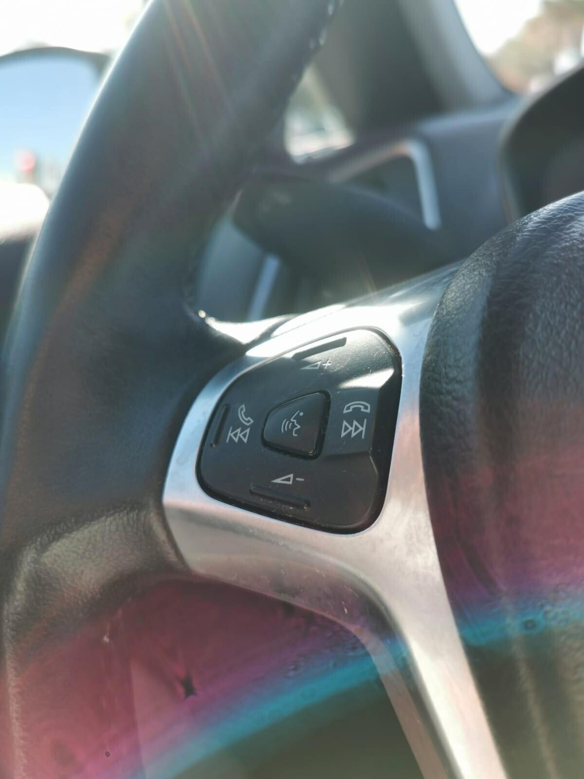 Ford B-Max 1.4 90 CV GPL Titanium