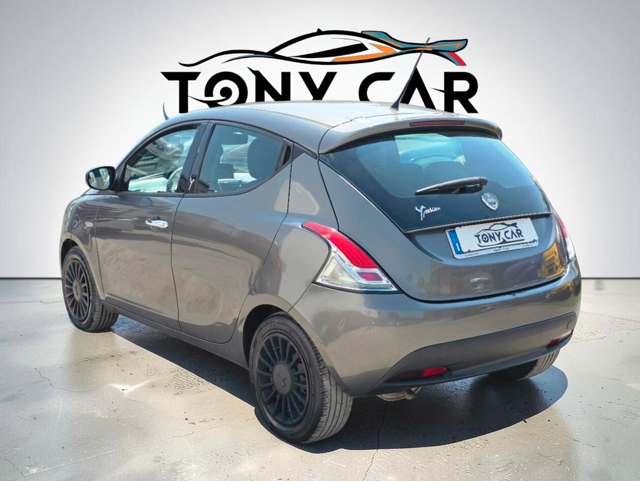 LANCIA YPSILON 1.2 GPL - 2011
