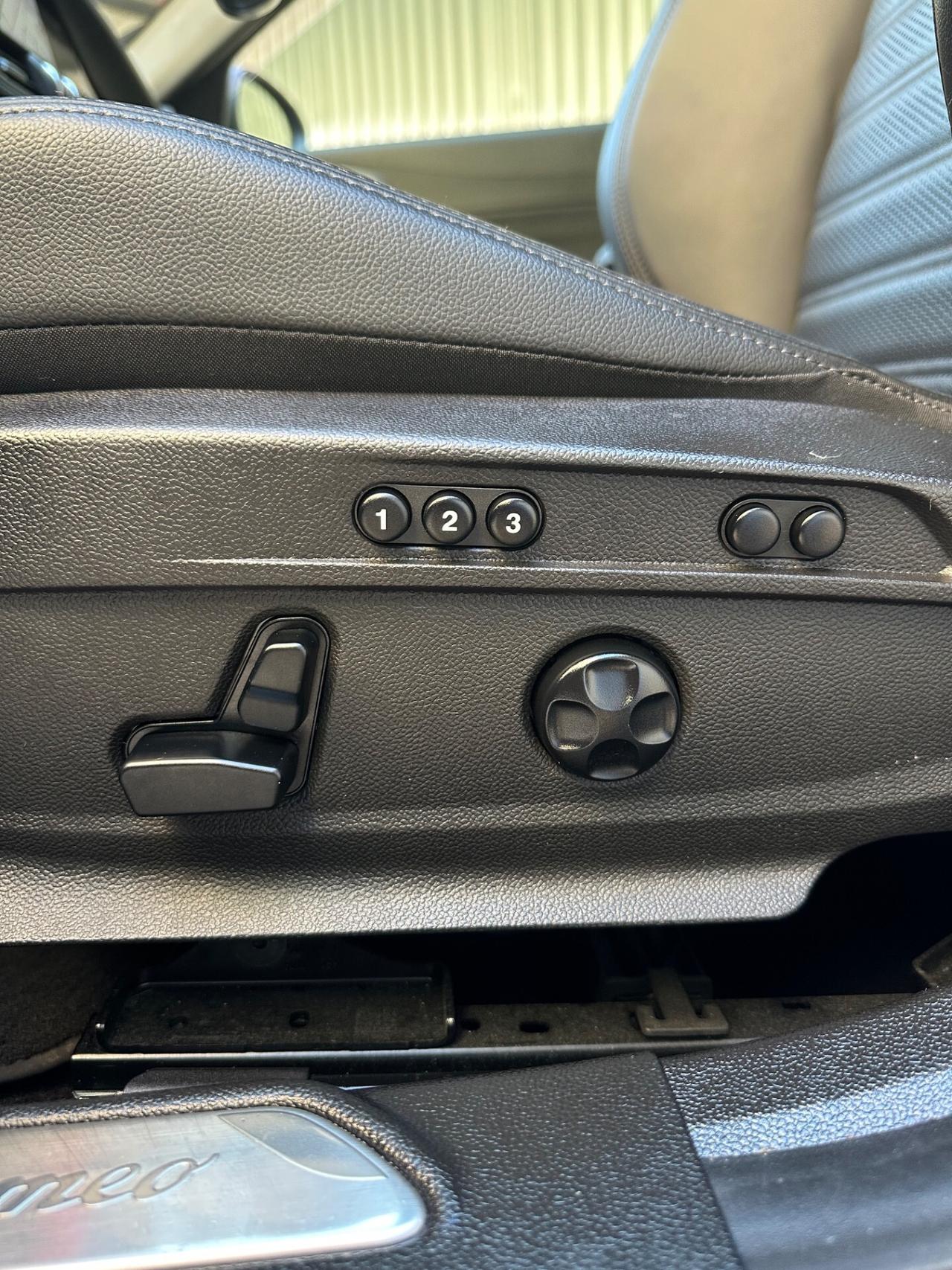 Alfa Romeo Giulia 2.2 TD 210cv AT8 Q4 Veloce