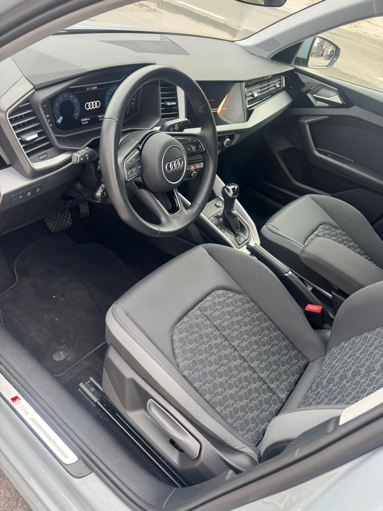 Audi A1 SPB 35 TFSI S tronic line edition