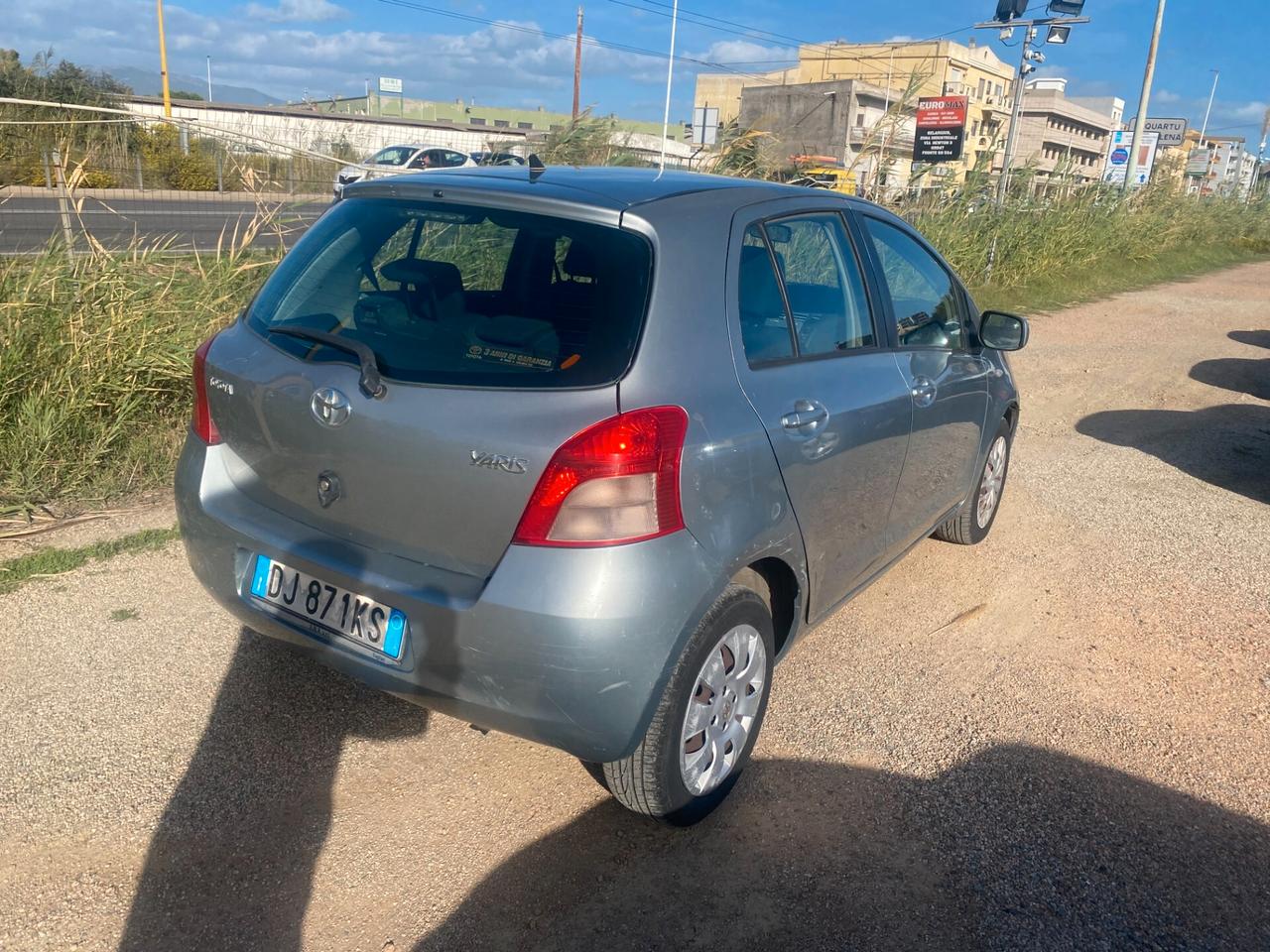 TOYOTA YARIS 1.0 152.000 KM ADATTA NEOPATENTATI