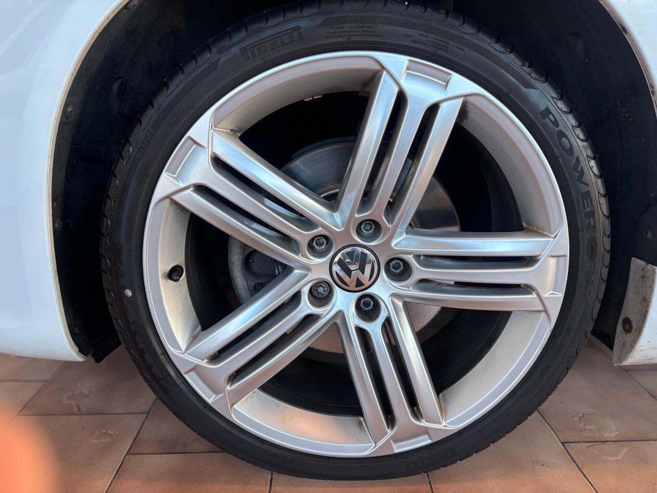 Volkswagen Scirocco 2.0 tdi R-LINE 177cv dsg *EURO6C*