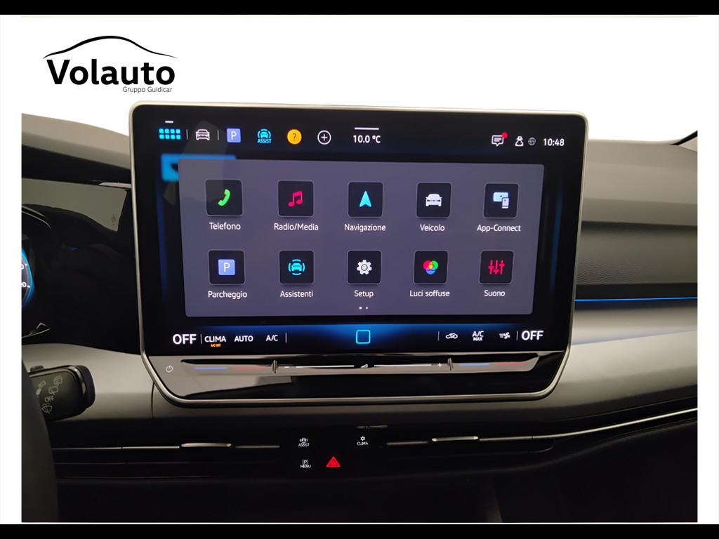 VOLKSWAGEN Golf VIII 2024 - Golf 2.0 tdi Life 115cv