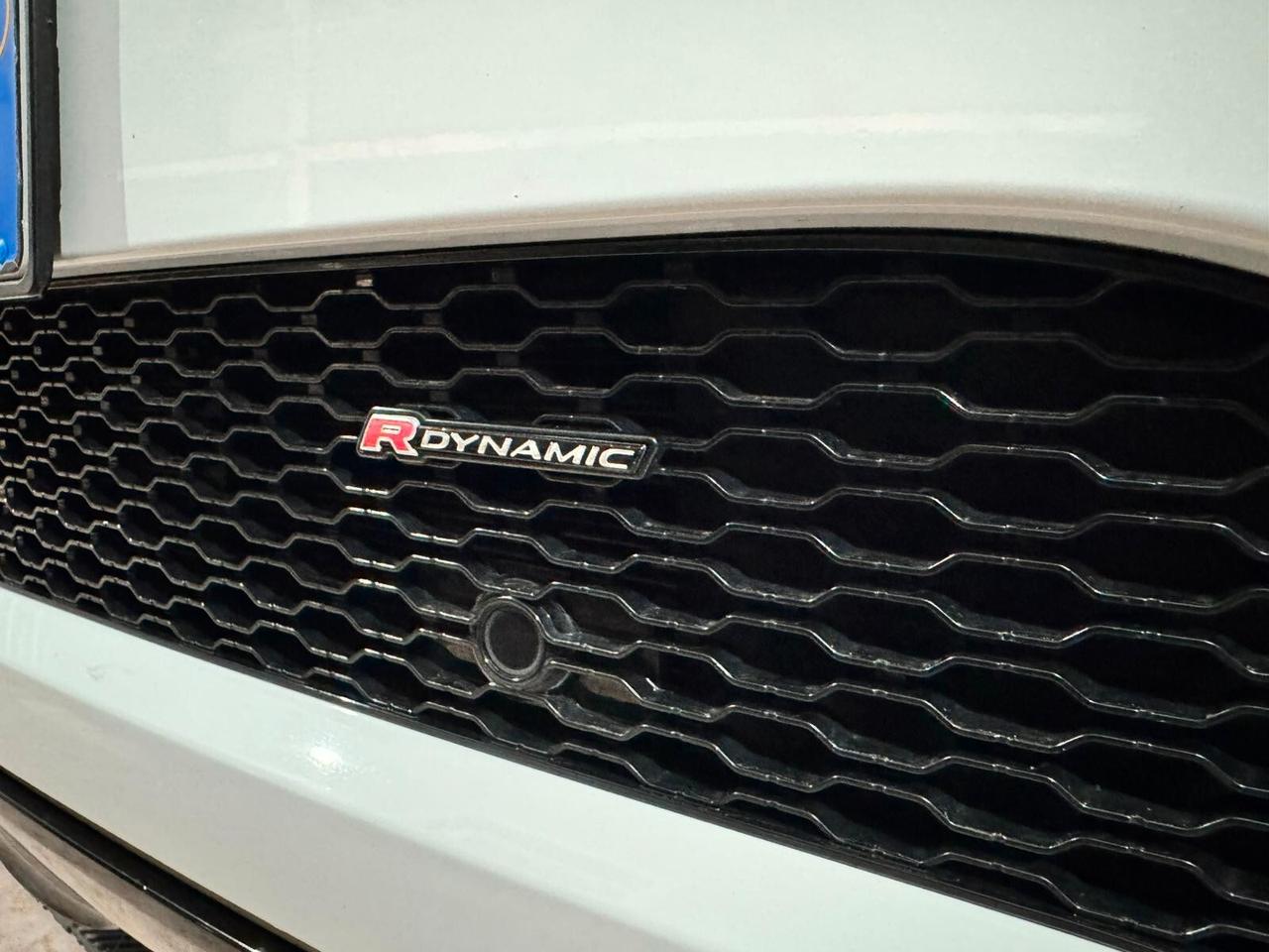 Land Rover - Range Evoque 2.0D 163 CV - R-Dynamic SE