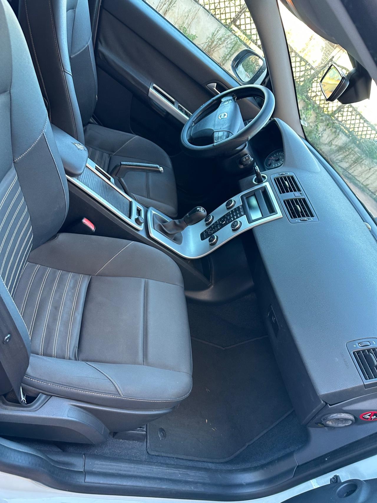 Volvo V50 D4 Geartronic Kinetic