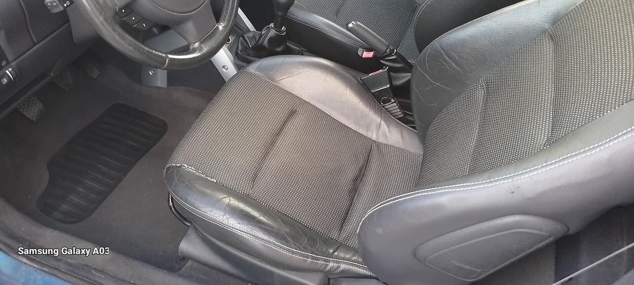 Opel Tigra TwinTop 1.4 16V First Edition