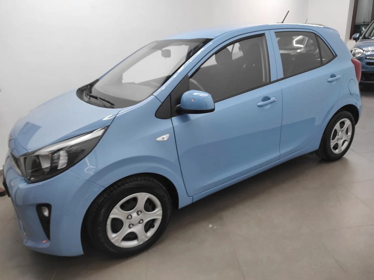 Kia Picanto 2022 1.0 benzina usb comandi al volante