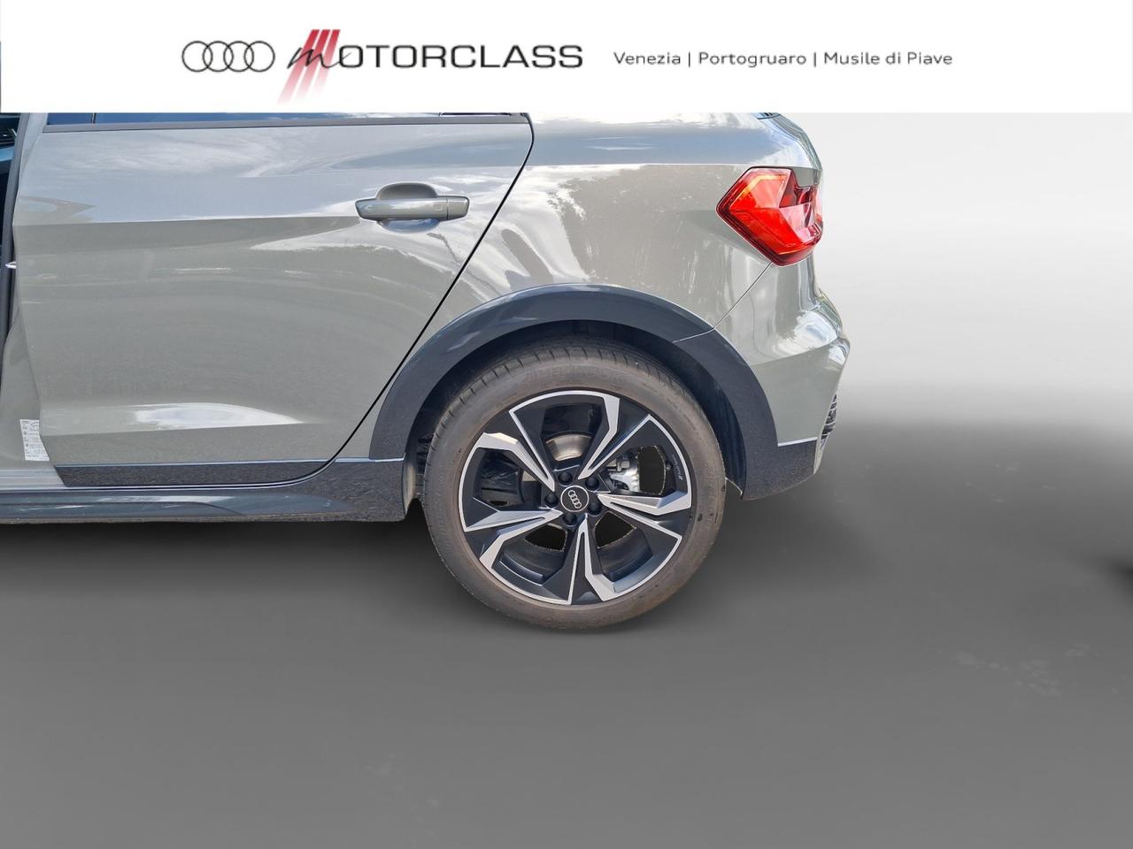 Audi A1 allstreet 35 1.5 tfsi 150cv identity contrast s tronic