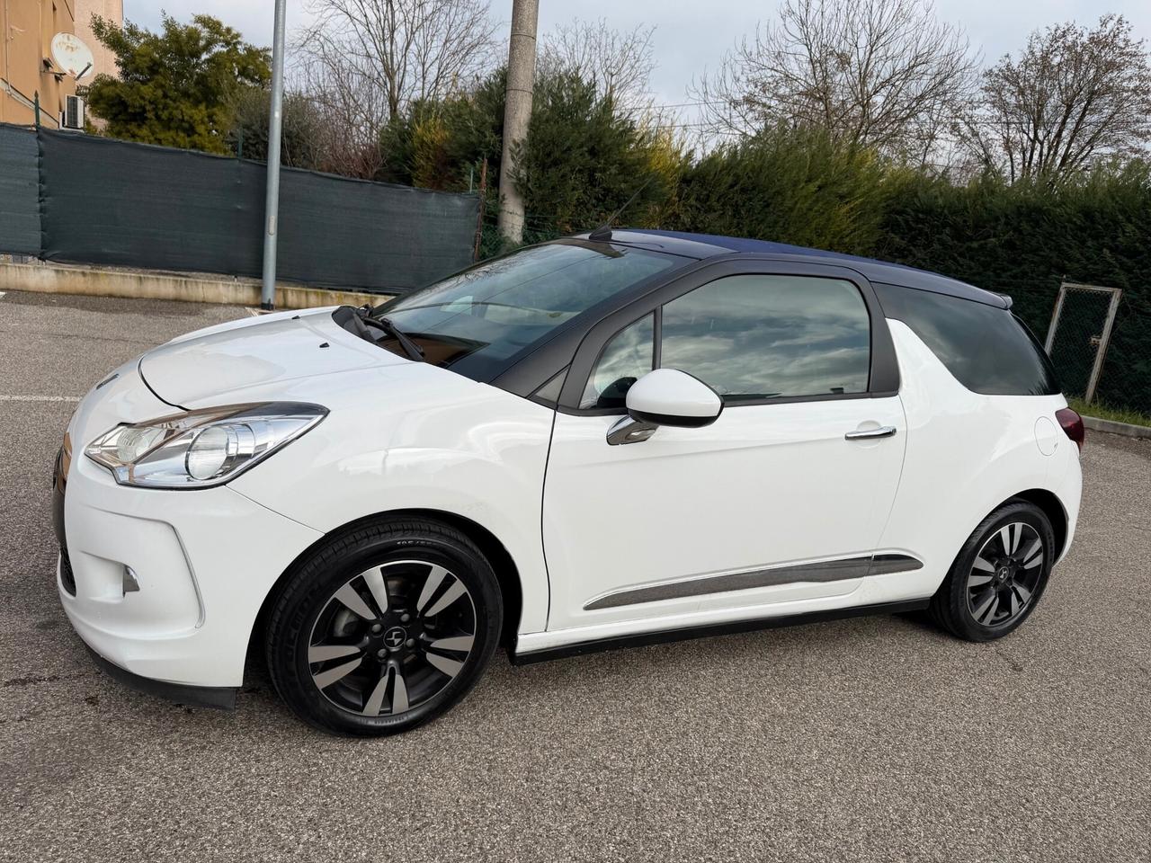 Citroen DS3 Cabrio 1.6 - NEOPATENTATI - NAV. - 12 MESI DI GAR.
