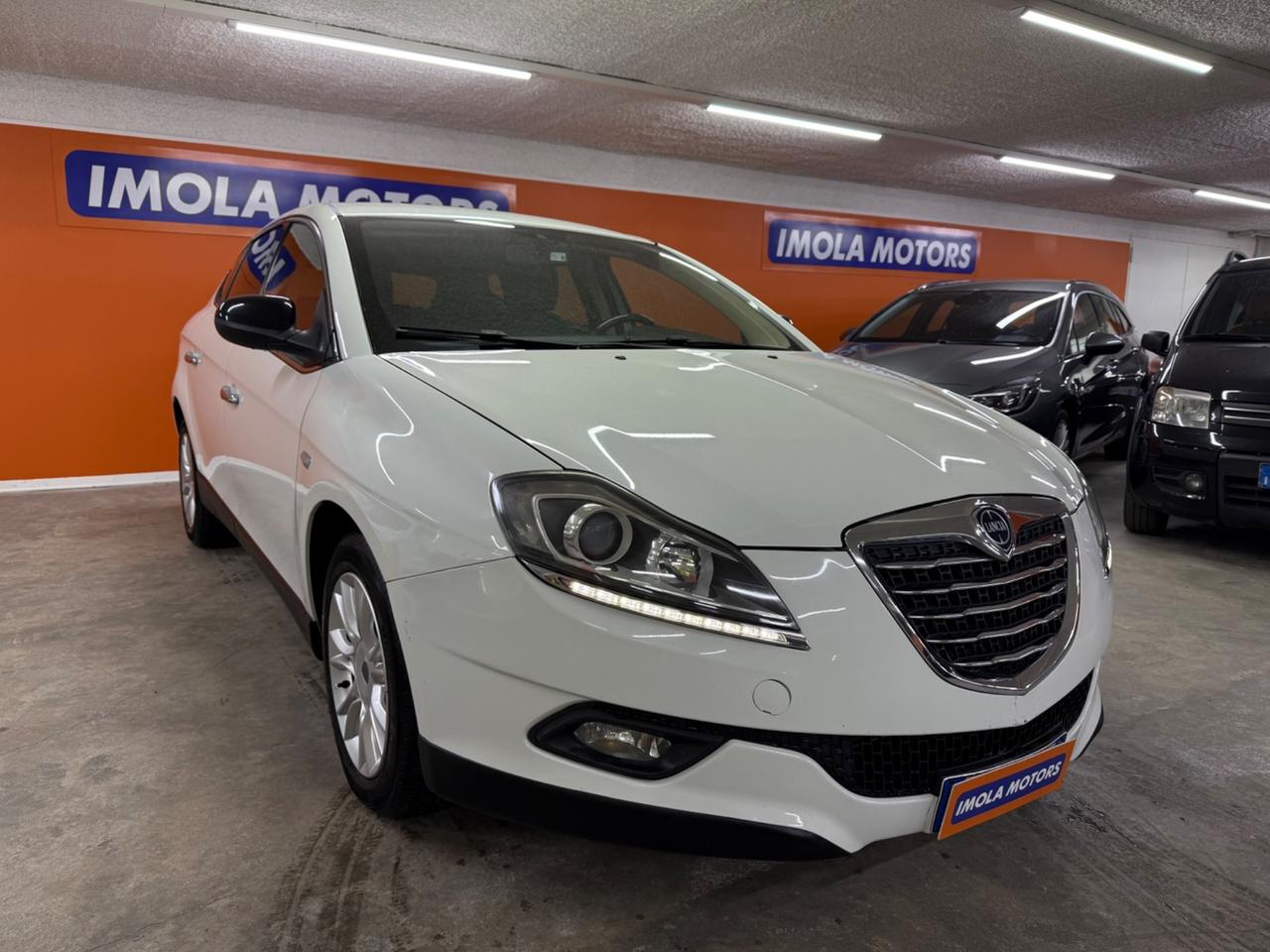 Lancia Delta 1.6 MJT DPF Cambio Automatico - 12/2013