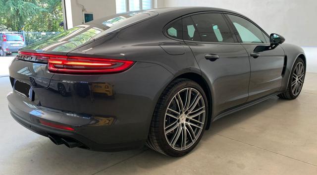 PORSCHE Panamera 3.0