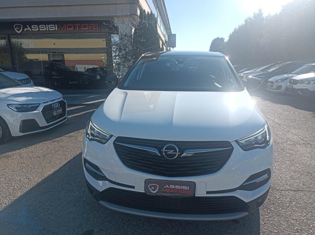 Opel Grandland X 1.6 Hybrid Plug-in aut. AWD Design Line