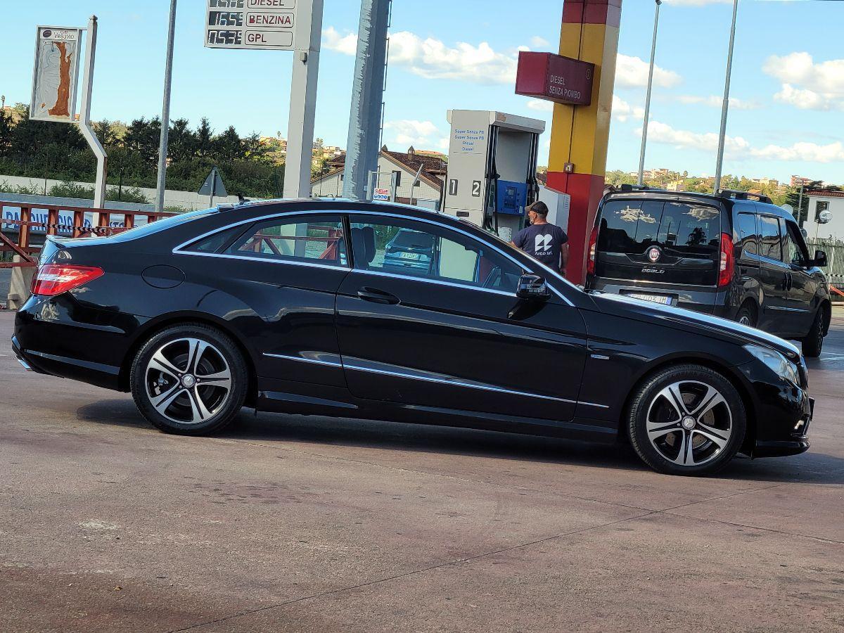 MERCEDES - Classe E coupé