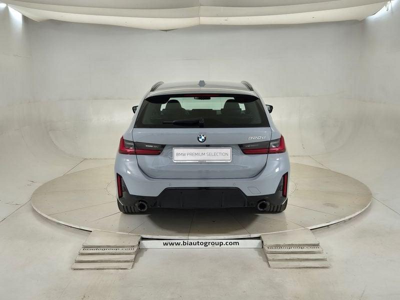 BMW Serie 3 G21 2022 Touring 320d Touring mhev 48V MSport auto